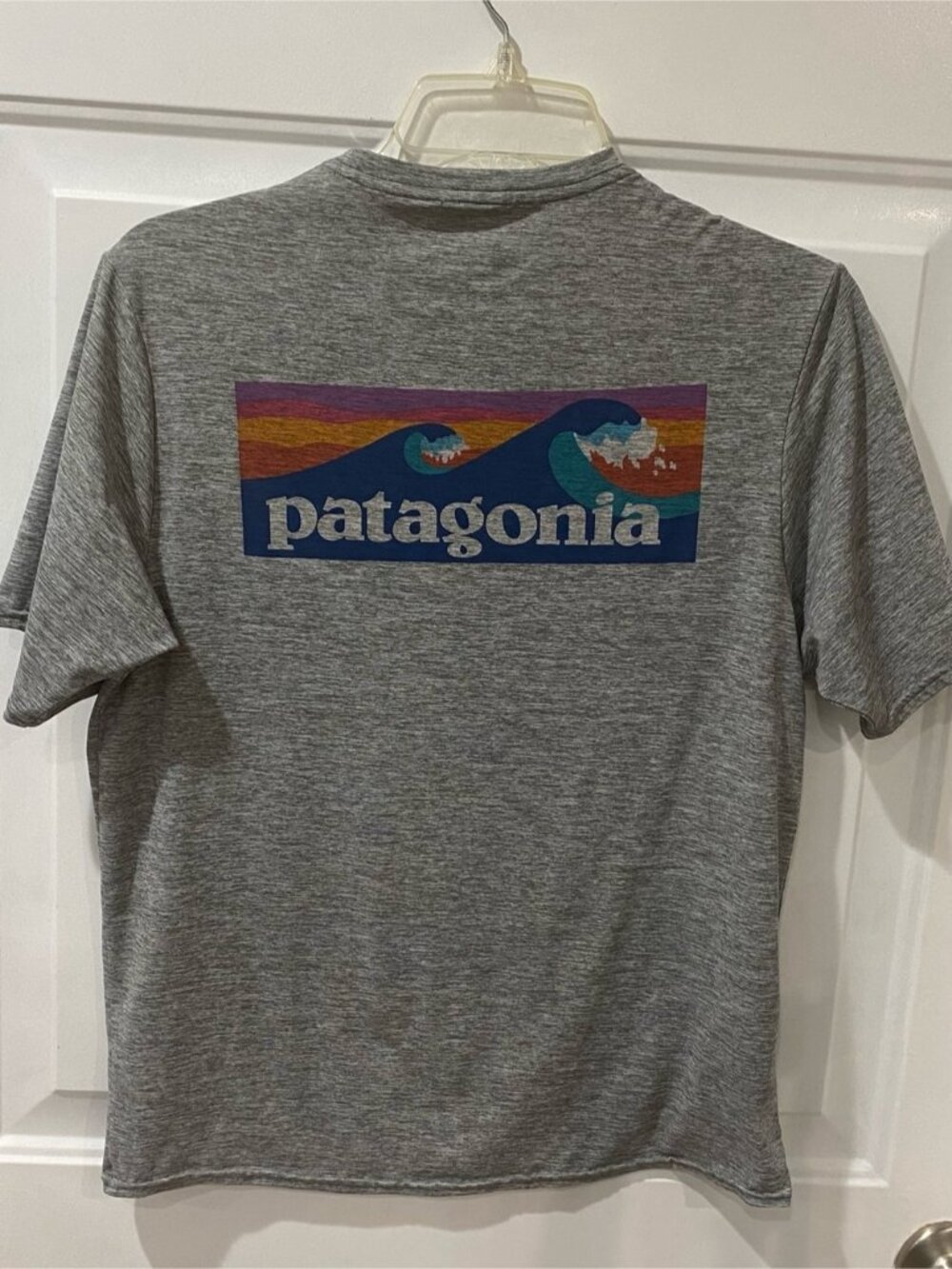 Short-Sleeve Performance Tee in Heather Gray Blue Logo - Picture 2 of 3